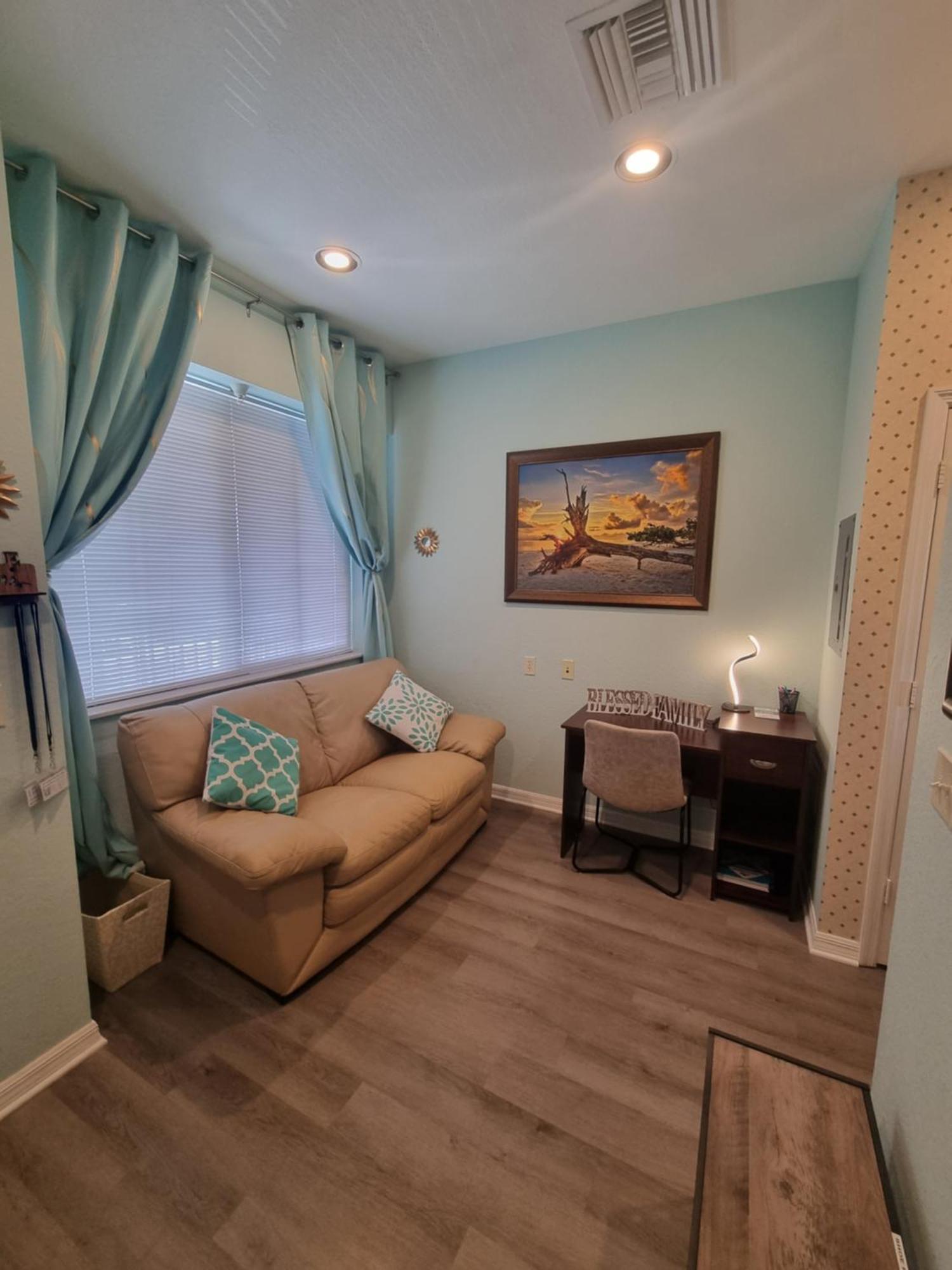 Stunning 2-Bedroom Plus Den Condo In Greenlinks Resort Нейплс Экстерьер фото